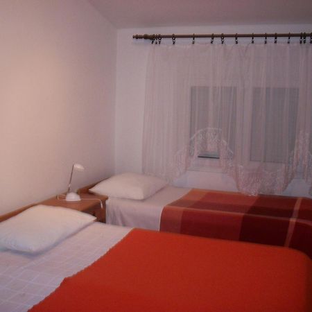Apartments Mirjana Петркане Екстериор снимка