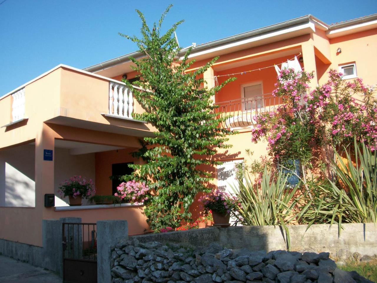 Apartments Mirjana Петркане Екстериор снимка