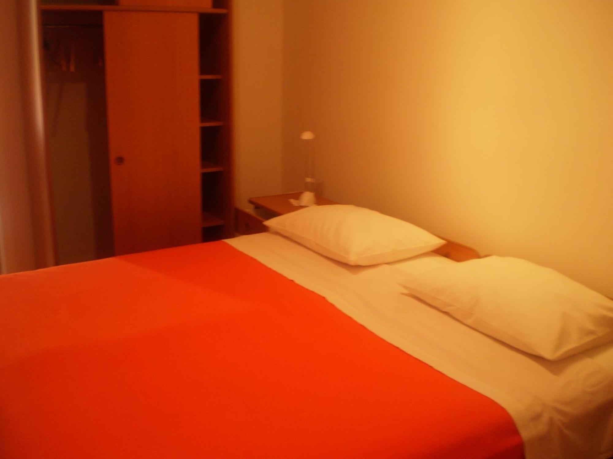 Apartments Mirjana Петркане Екстериор снимка