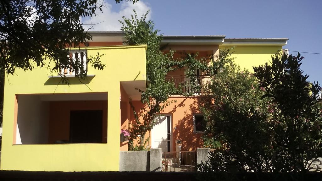 Apartments Mirjana Петркане Екстериор снимка