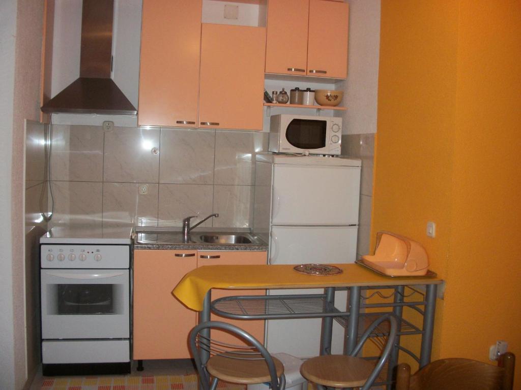 Apartments Mirjana Петркане Стая снимка